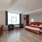 Les Jardins De La Molignee Hotel