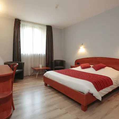 Les Jardins De La Molignee 4* Dinant