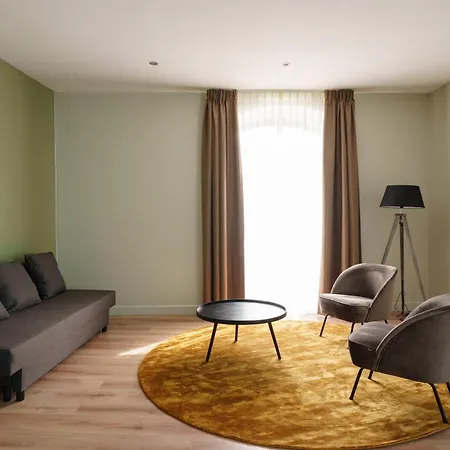 Les Jardins De La Molignee 4* Dinant