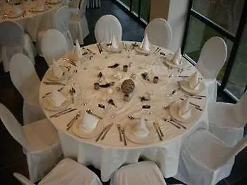 Otel Les Jardins De La Molignee Dinant