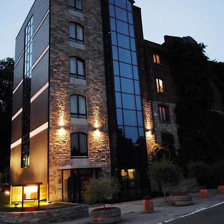 Les Jardins De La Molignee Otel 4*