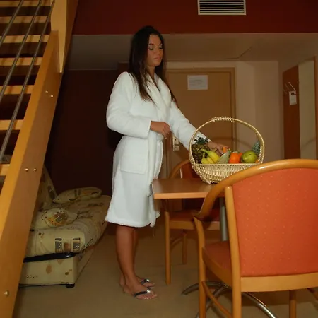 Les Jardins De La Molignee Hotel Dinant