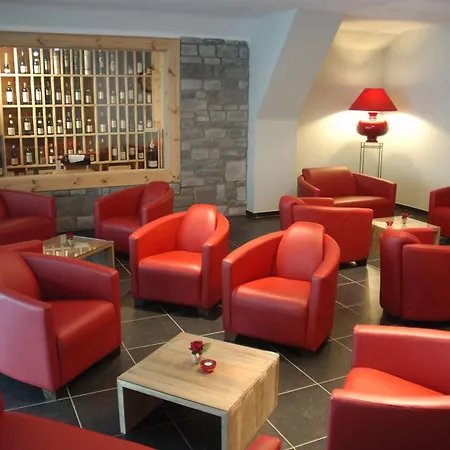 Les Jardins De La Molignee Hotel 4*